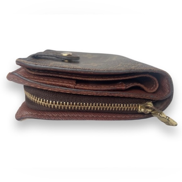 Authentic Louis Vuitton Compact Zip Monogram Wallet - Picture 5 of 15